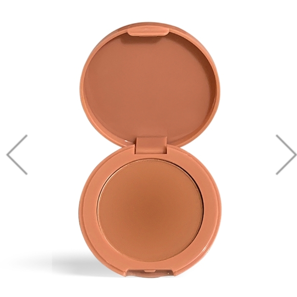 🆕🎉Host Pick 🎉🆕️Hanalei Beauty Company Matte Bronzer - Picture 8 of 16